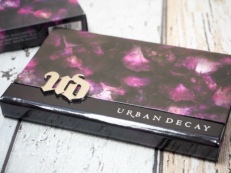Urban Decay Shadow Box