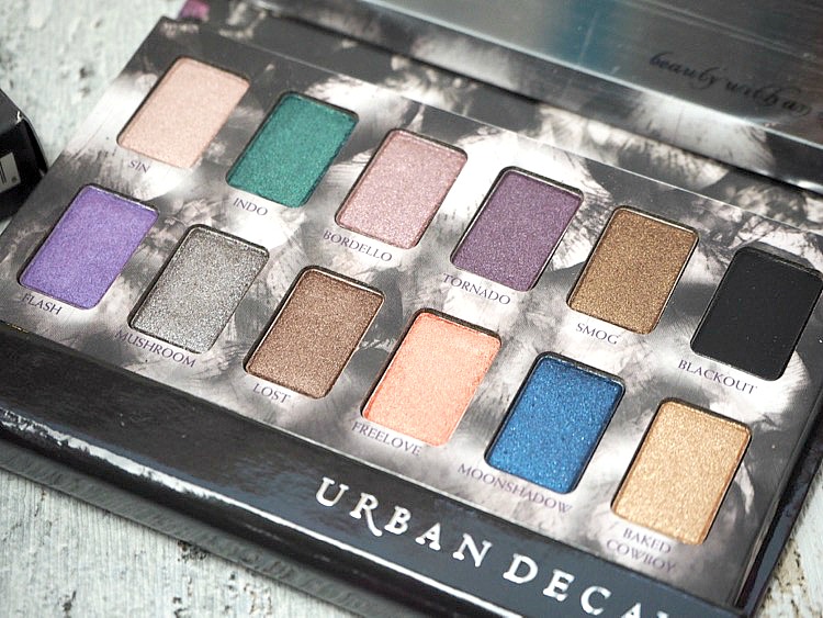 Urban Decay Shadow Box