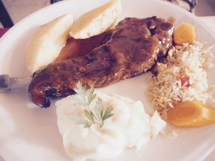 Granada Greek Tavern