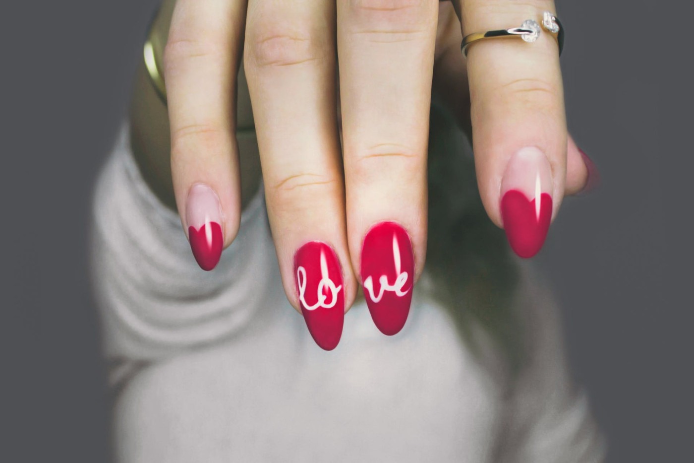 red valentines day nails
