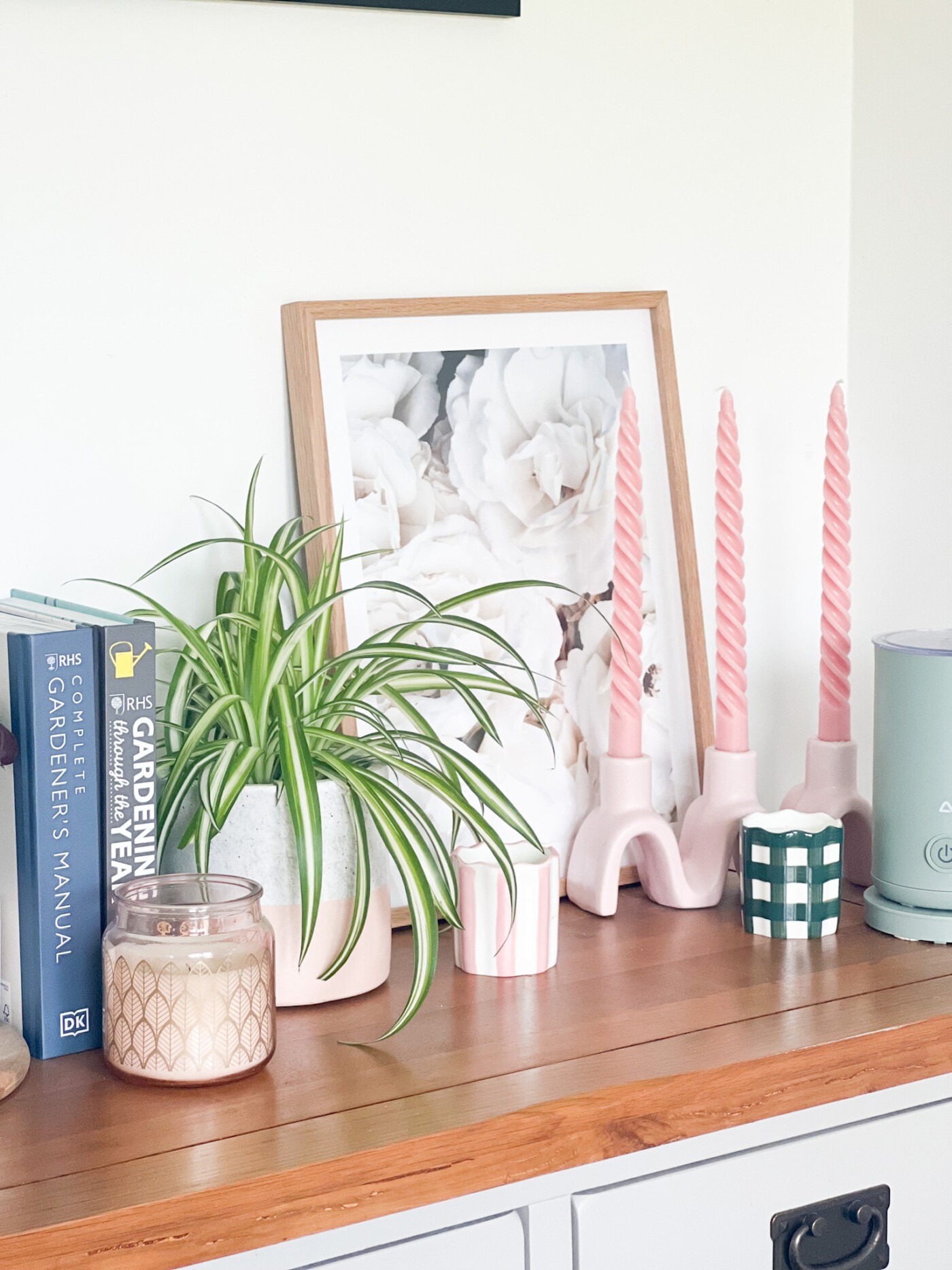 Kitchen sideboard