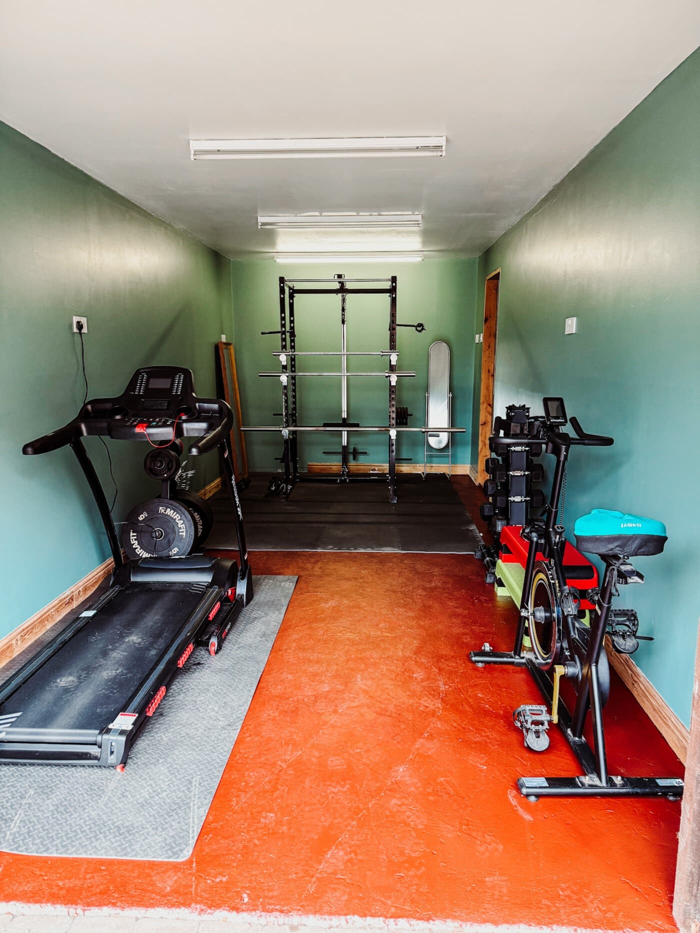How to Convert Your Garage into a Home Gym