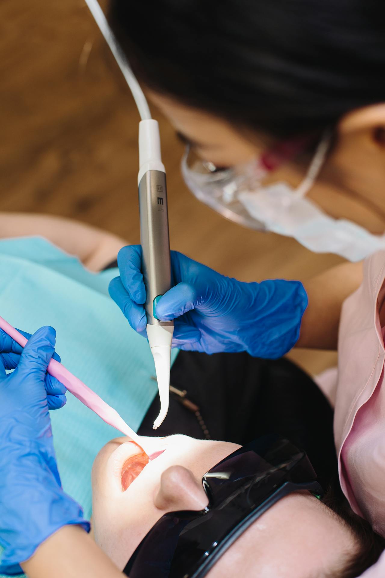6 Ways a Full Dental Exam Spots Trouble Before It Starts