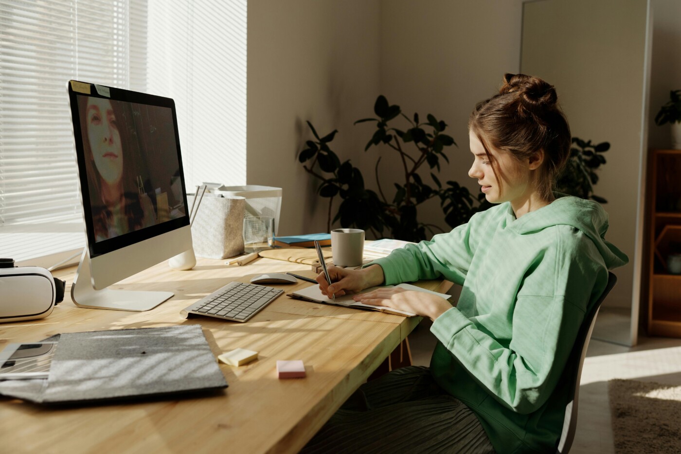girl at a computer