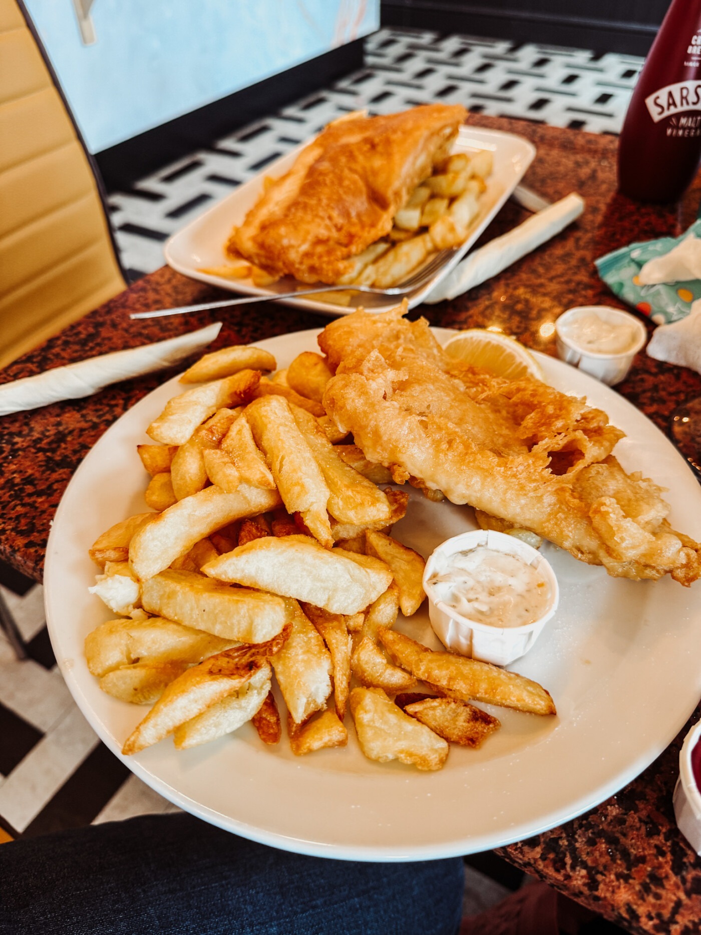 Jeromes & Pavilion Bar & Grill