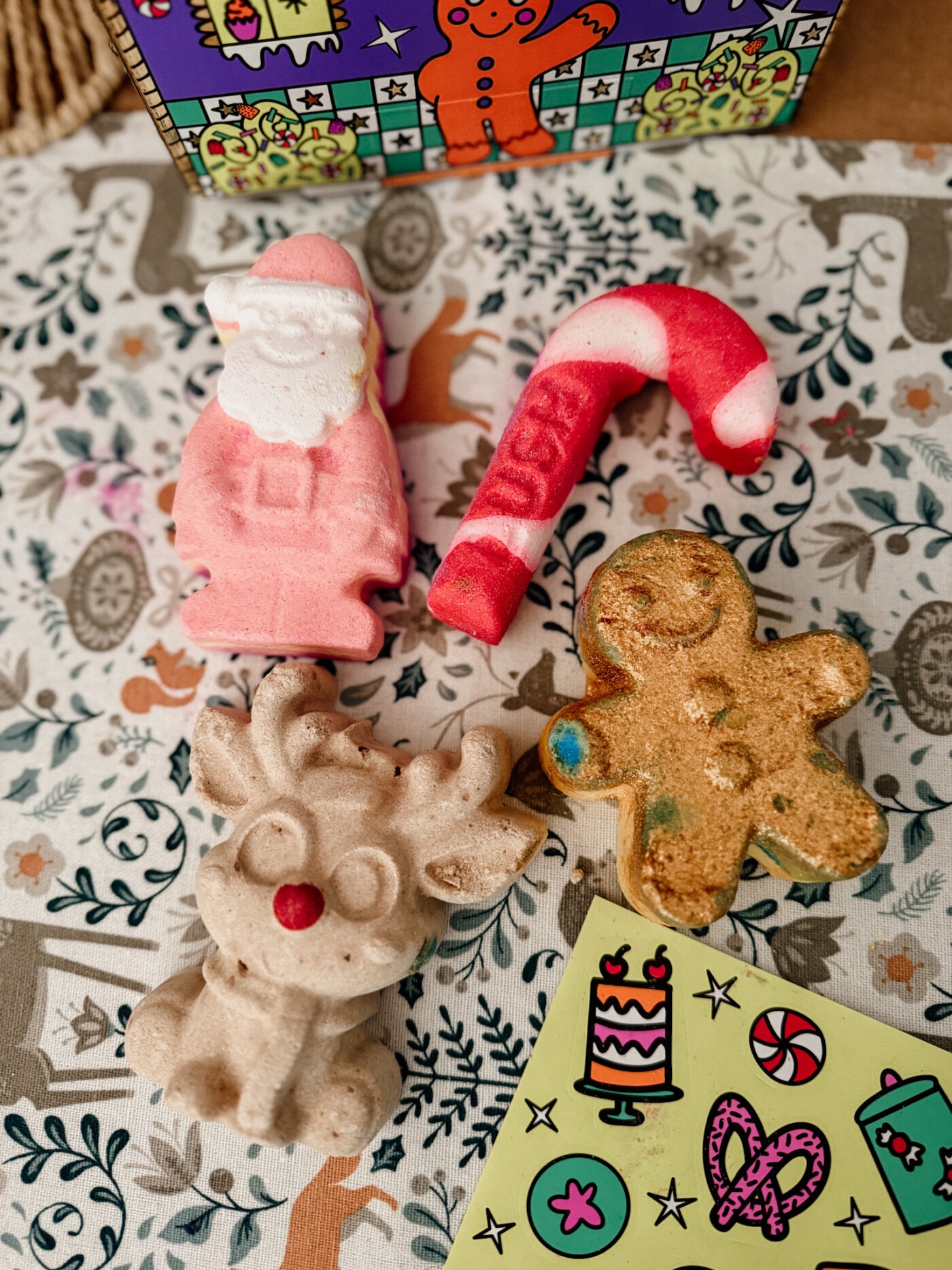 Lush Gingerbread House Gift Set products