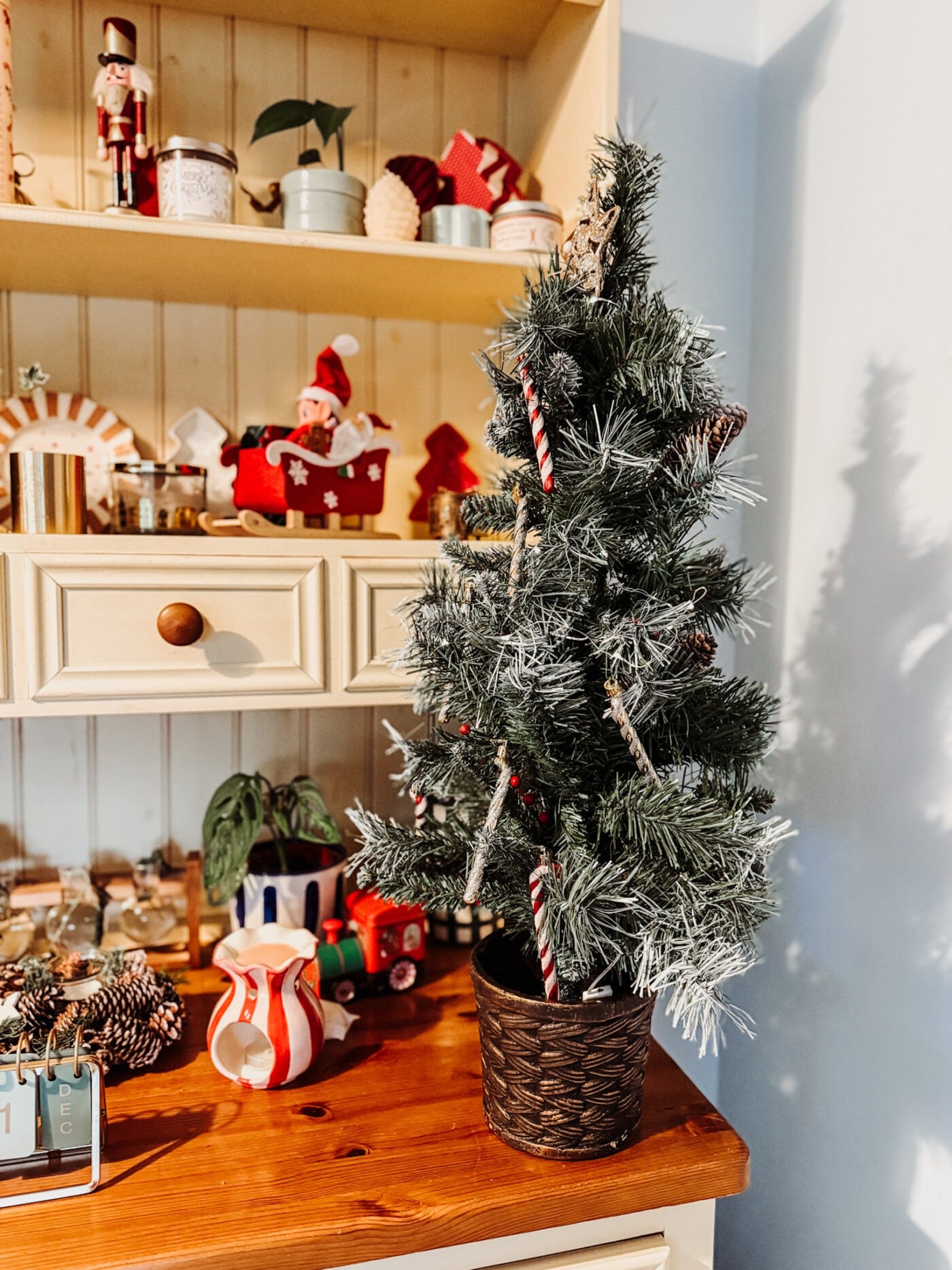 Decorating My Kitchen for Christmas